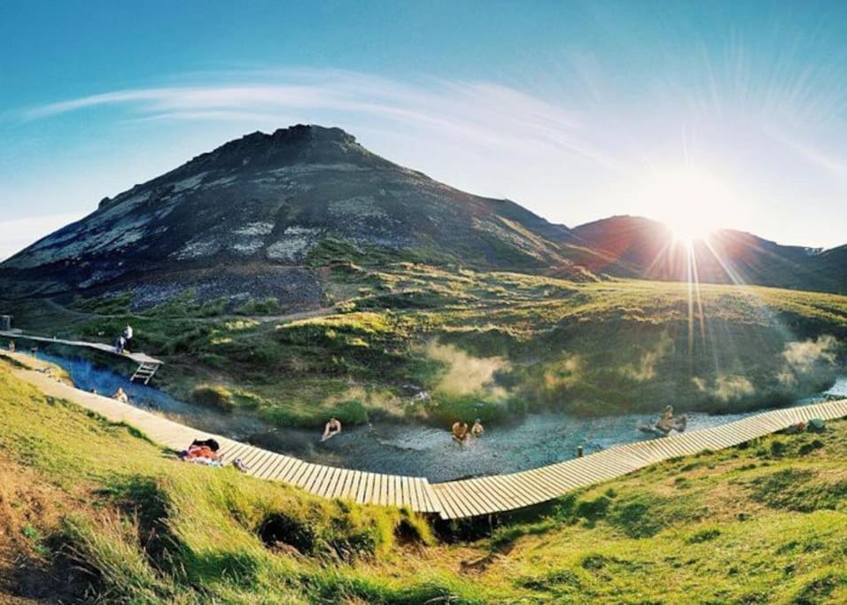 Heitharbrun Apartment Hveragerdi ภายนอก รูปภาพ